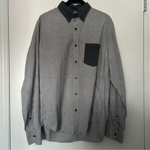 J.Crew Lightweight Gray Two-Tone Long Sleeve Button Down Shirt